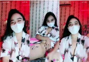 Bokep Indo Elita Ngangkang Colmek Desah Manjah