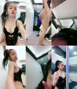 Bokep Indo Uting Coklat Caroline Live Mandi Telanjang Dada
