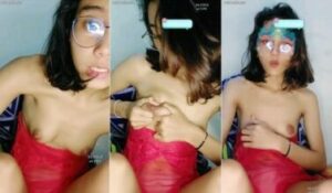 Bokep Indo Kak Raisa Toket Kecil Berkacamata