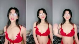 Bokep Indo Yumeko Jabami Nungging Pamer Anunya