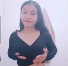 Bokep Indo Di Bikin Gairah Terus Sama Ayang Ngeliatin Tetenyaa Yg Mulus Bgt