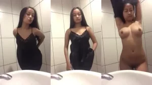 Abg Cantik Bugil Mulus Di Kamar Mandi Hotel